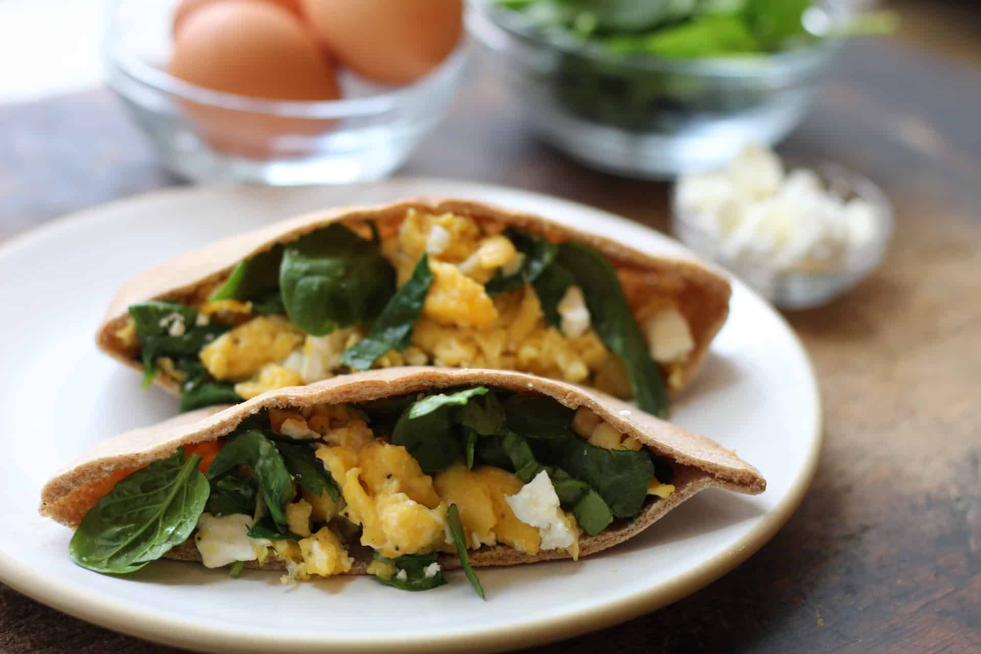 healthy mediterranean breakfast pita