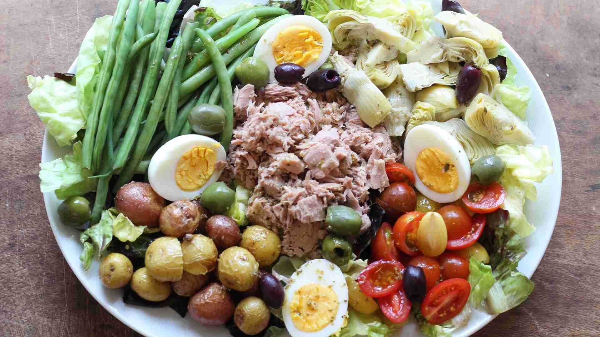 Nicoise Salad With Canned Tuna and Soft-boiled eggs