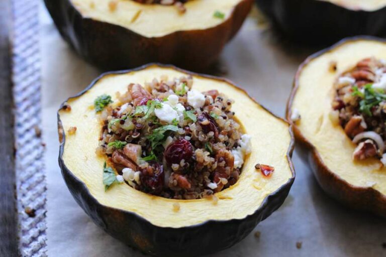 Vegetarian Quinoa Stuffed Acorn Squash
